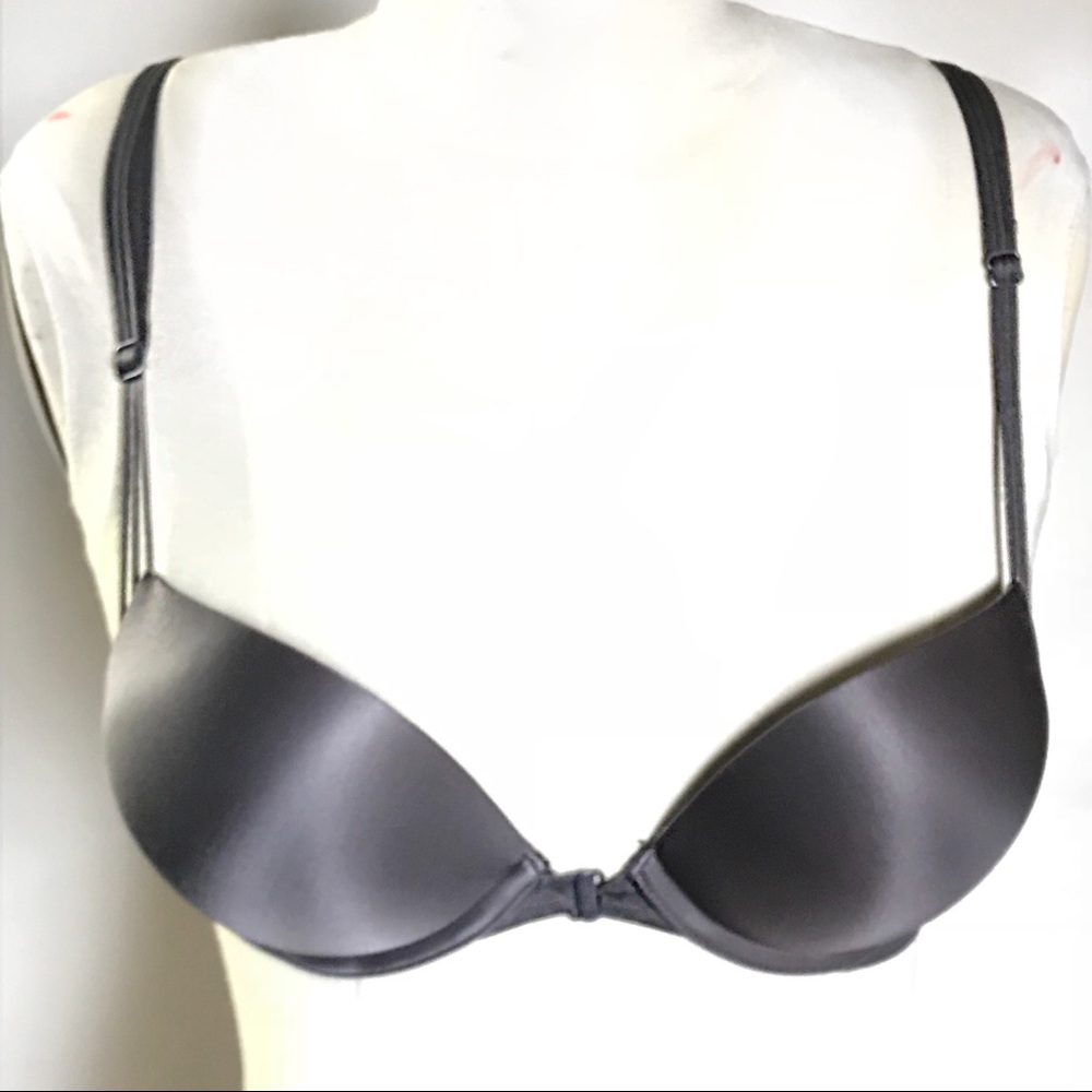 Victorias Secret Bombshell Plunge Push Up Bra 34A